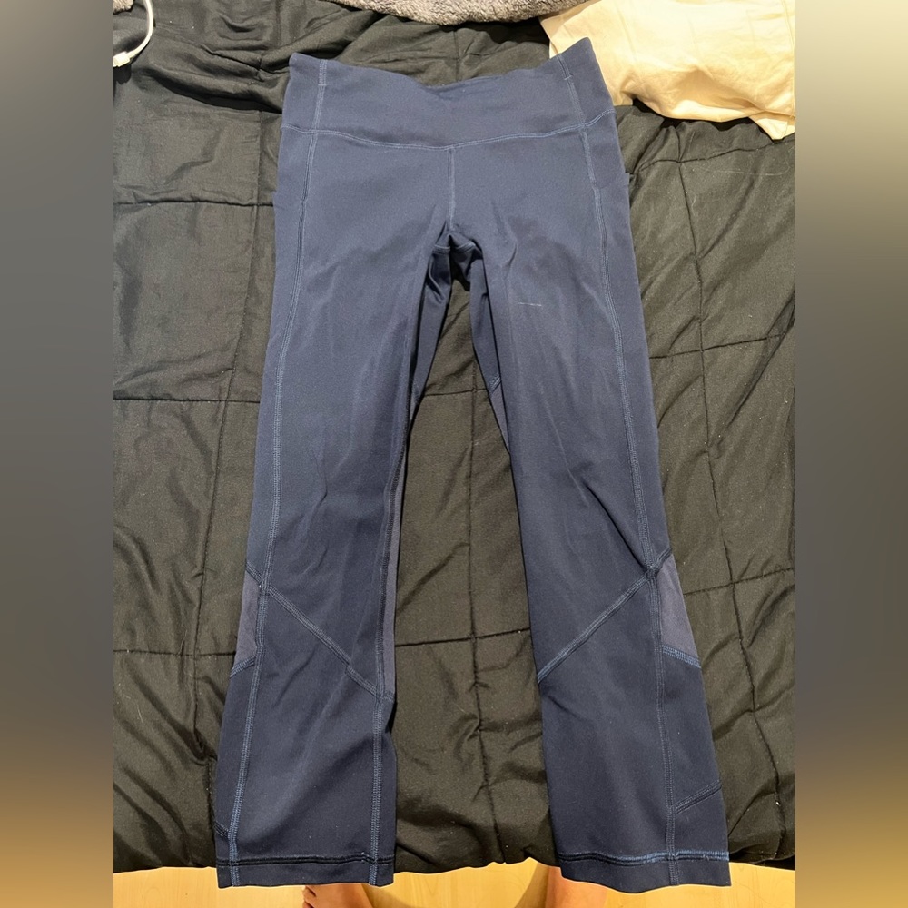 Lululemon cropped leggings size 4